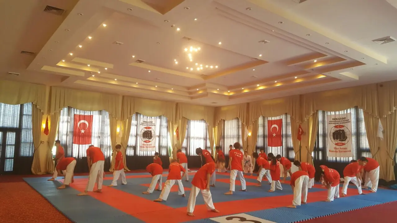 Haber: Hendek’li Karateciler Pamukkale’de Kampa Girdi - Galeri-2