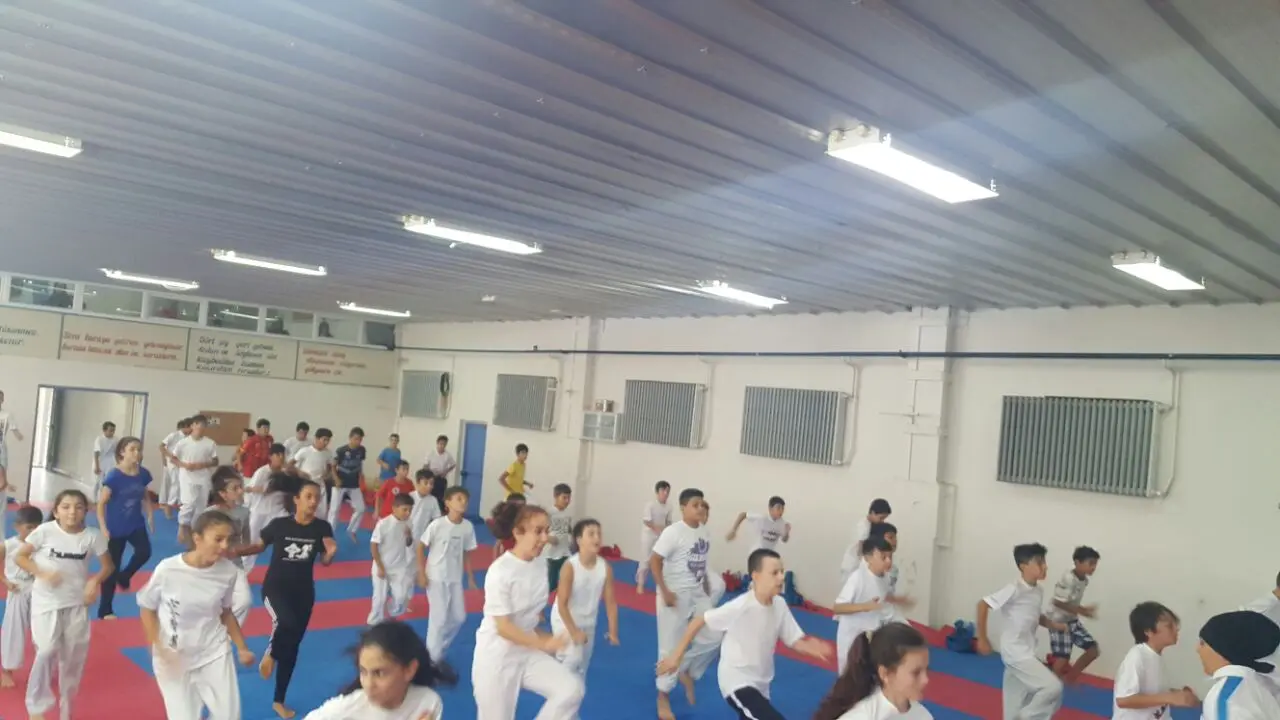 Haber: Hendek’li Karateciler Tam Takım Manisa’da - Galeri-2