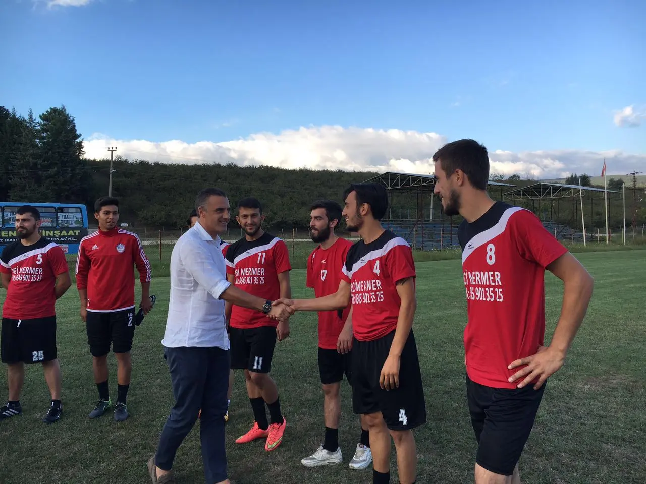 Haber: Tayfur Havutçu'dan Hendek Boğazspor'a sürpriz - Galeri-8