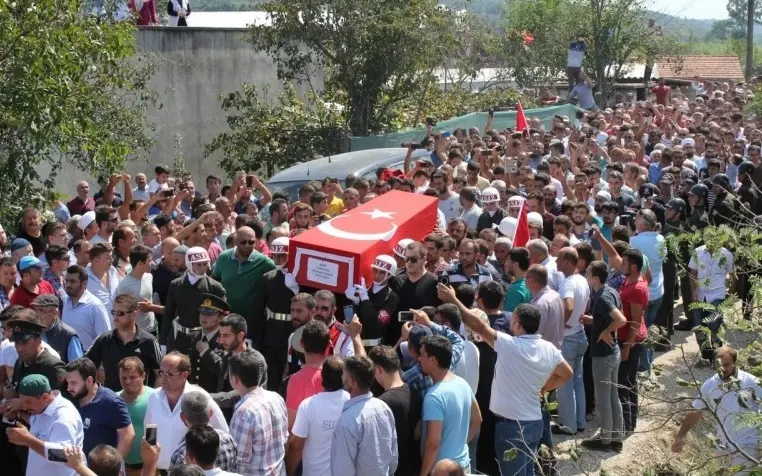 Haber: Sakarya İki Şehidini Uğurladı - Öne Çıkan