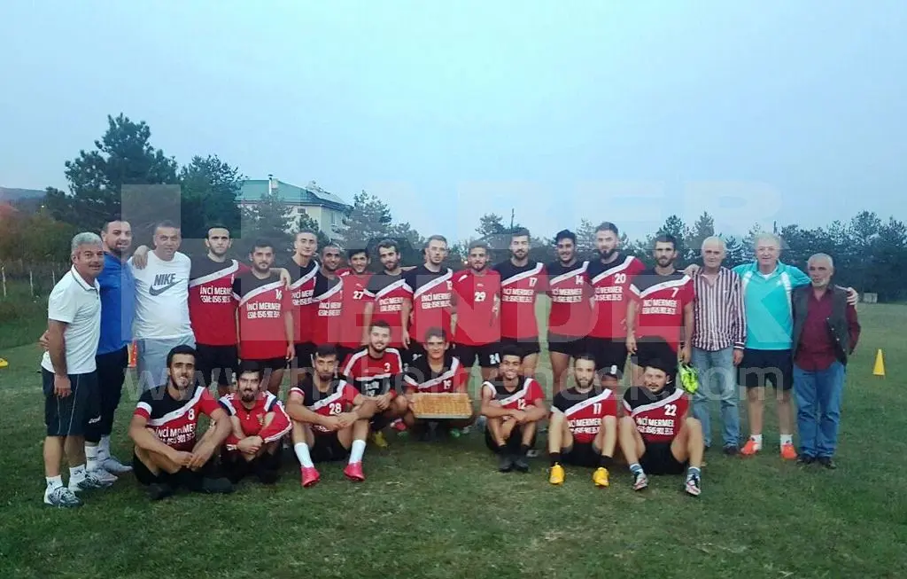 Haber: Mercan’dan Futbolculara Tatlı İkramı - Öne Çıkan