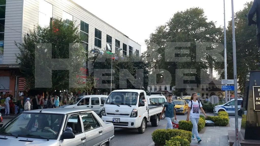 Haber: Hendek’te Trafik Arap Saçına Döndü - Galeri-2