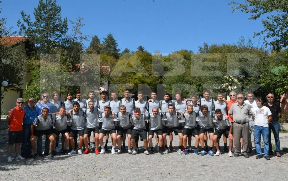 Haber: Hendek Boğazspor Kamp İçin Abant’a Gitti - Öne Çıkan