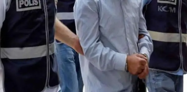 Haber: Baba Serbest, Oğlu Tutuklandı - Öne Çıkan