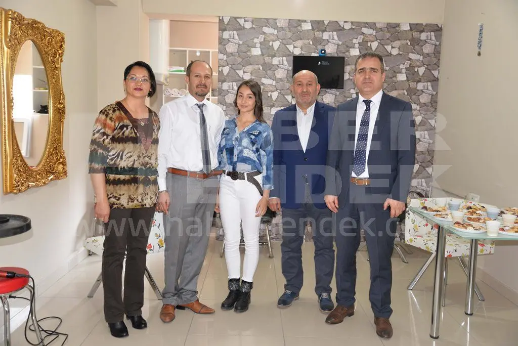 Haber: Grand Bayan Kuaför Salonu açıldı - Galeri-3