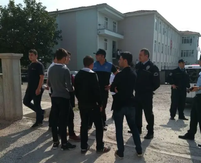 Polisin Okul Denetlemeleri Sonuç Vermeye Başladı