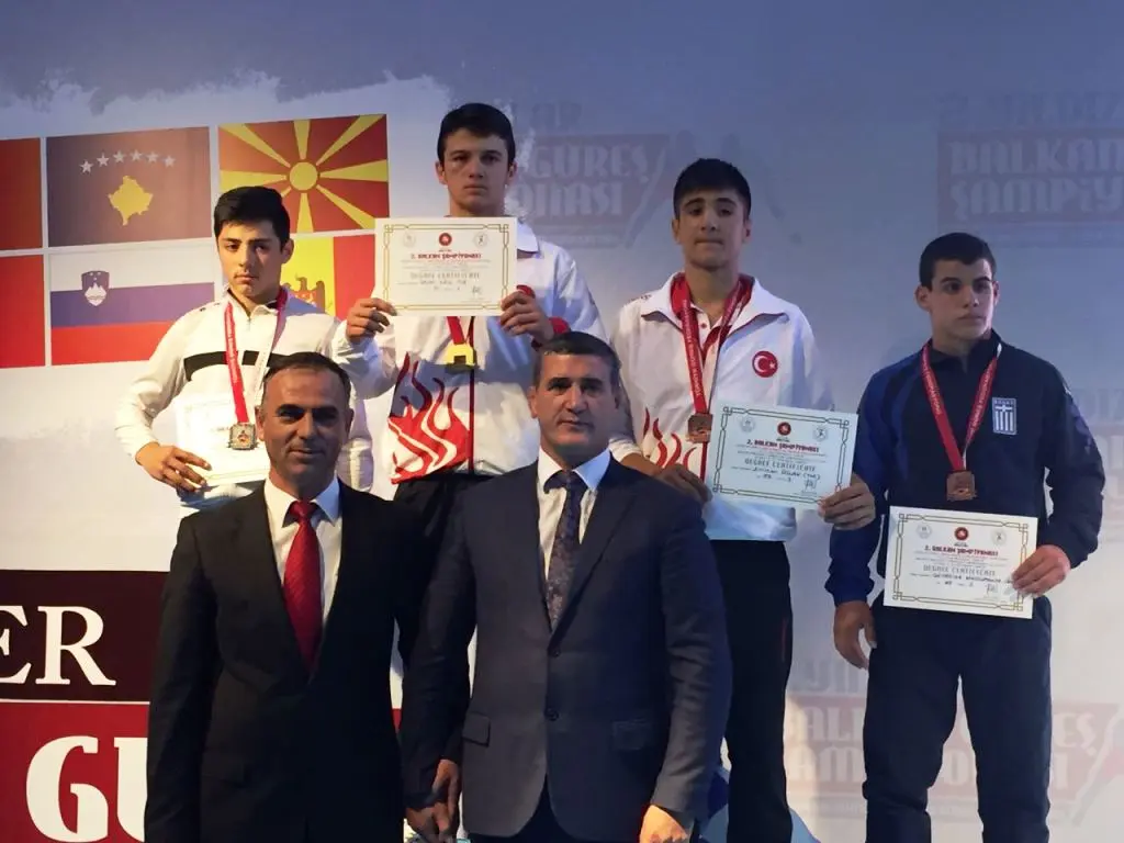 Haber: Hendek’li Güreşçiler Kırık Balkan Şampiyonu, Kaya Üçüncü Oldu - Öne Çıkan