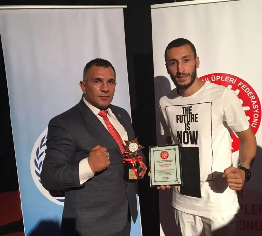 Haber: Muay Thai, Karate ve Güreşçiler Ödüllerini Aldı - Galeri-5