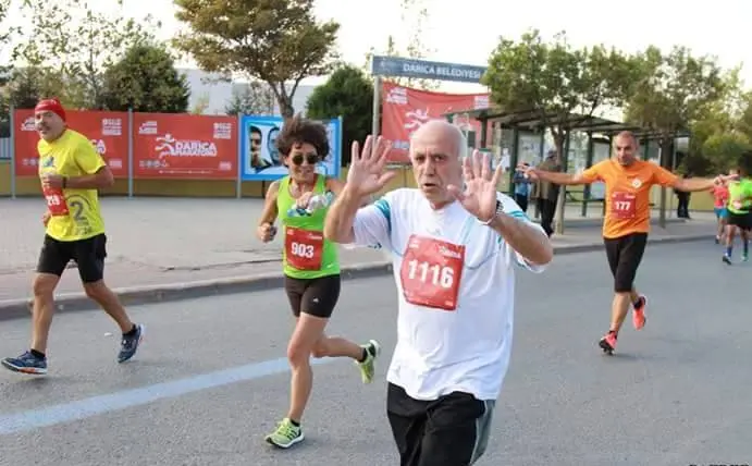 Haber: Hendek'li Sporseverler İstanbul Maratonu için Koşacaklar - Galeri-2