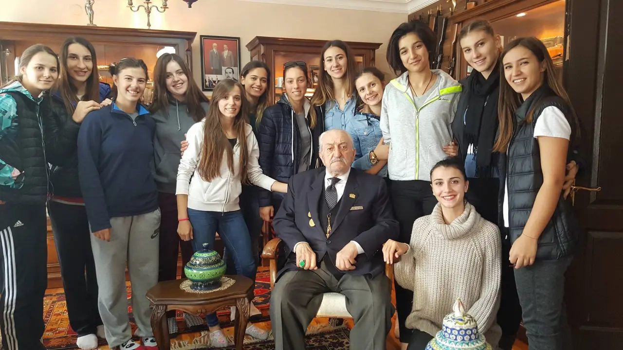Haber: Filenin Sultanlarından Çürüksulu’ya Anlamlı Ziyaret - Galeri-1