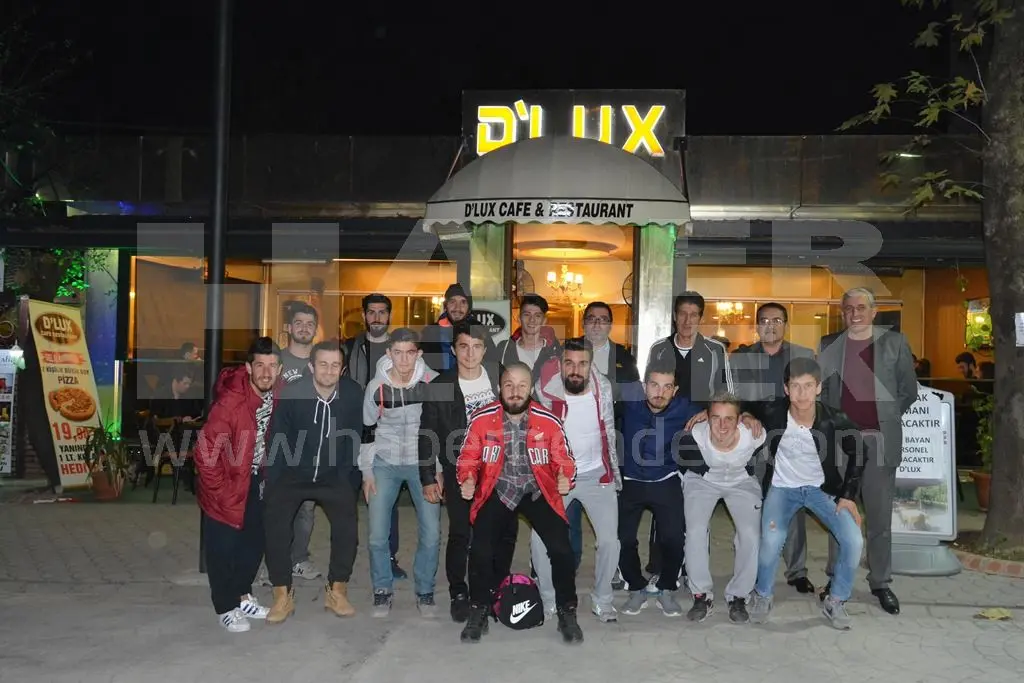 Haber: D’LÜX KAFEDEN HENDEKSPOR’A JEST - Galeri-4