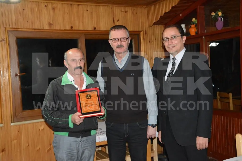 Haber: Türk Eğitim-Sen, Emekli Öğretmenlere Yemek Verdi - Galeri-3