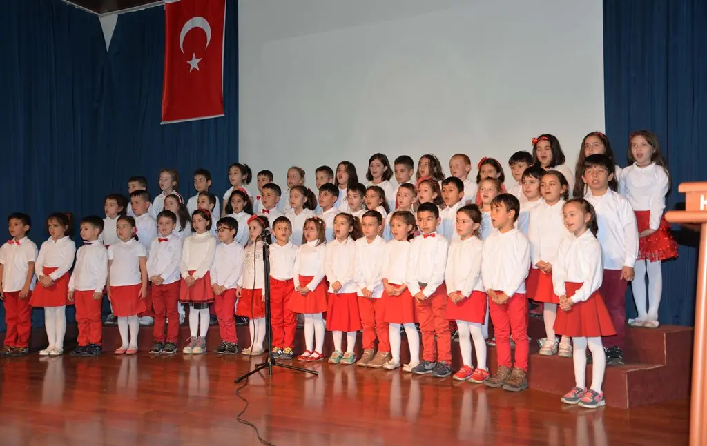 Haber: Hendek’te Öğretmenler Günü kutlandı - Galeri-1
