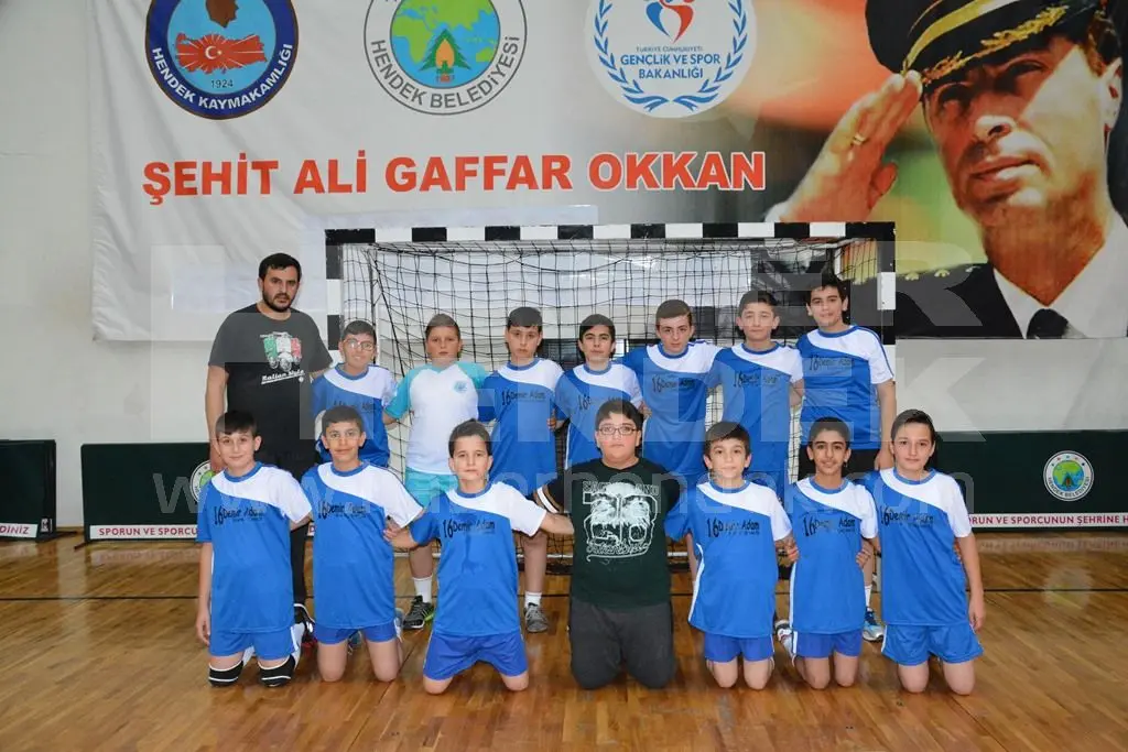 Haber: Hendek’te 16 Demir Adam’dan Hentbol Şenliği - Galeri-16