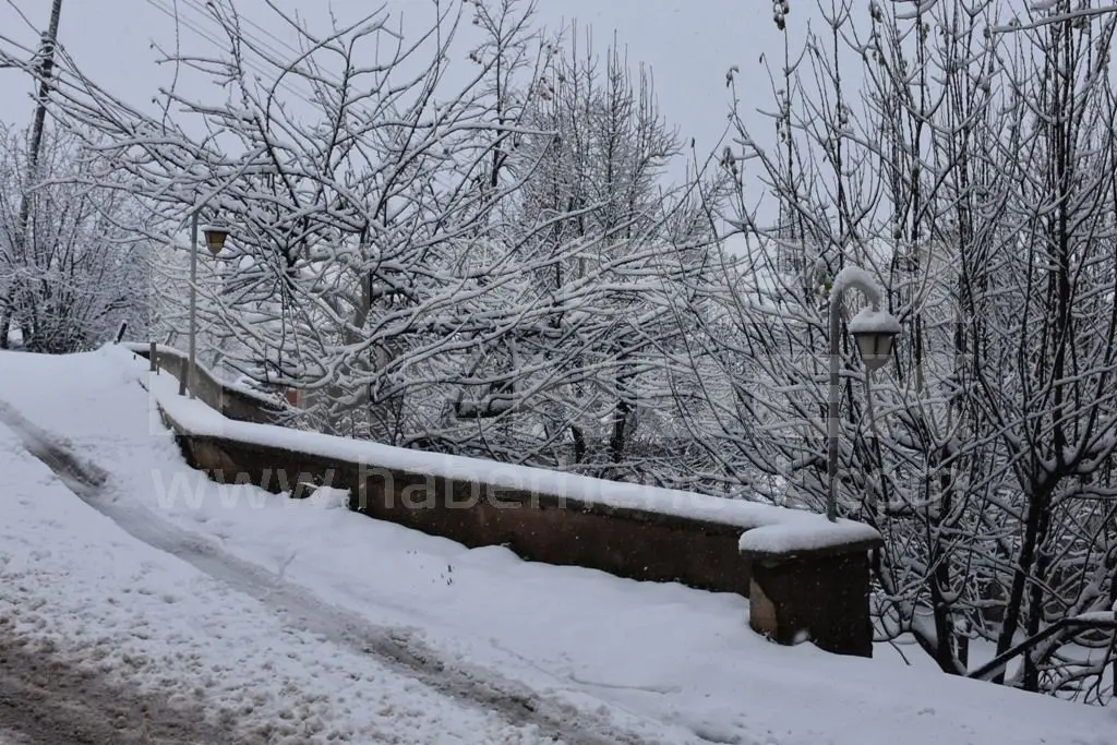 Haber: ZİRVEDE KAR 10 CM’E ULAŞTI - Galeri-3