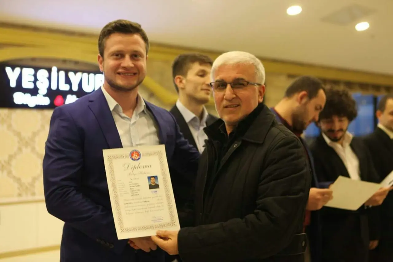 Haber: Karatede Altın Geceye Hendek Damga Vurdu - Galeri-3