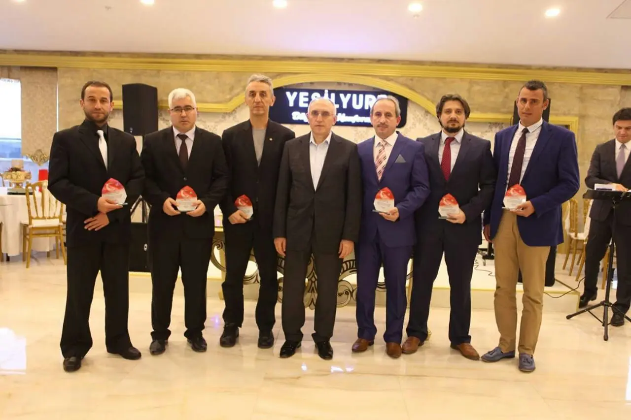 Haber: Karatede Altın Geceye Hendek Damga Vurdu - Galeri-1