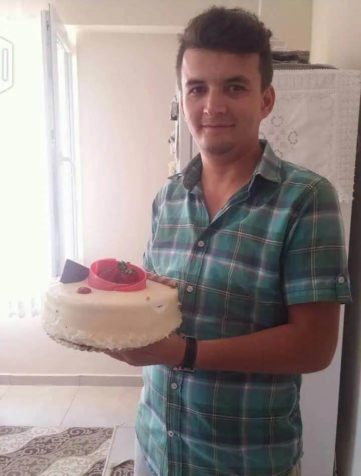 Haber: Ruh Sağlığı Bozuk Vatandaş Dehşet Saçtı. Bir Polis Memuru Ağır Yaralandı - Galeri-2
