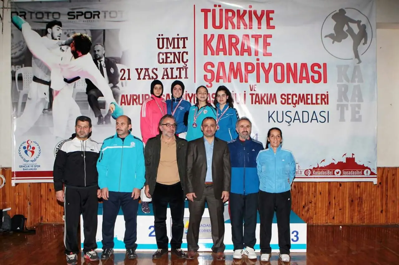 Haber: Hendek’li Karatecilerden Altı Madalya - Galeri-1
