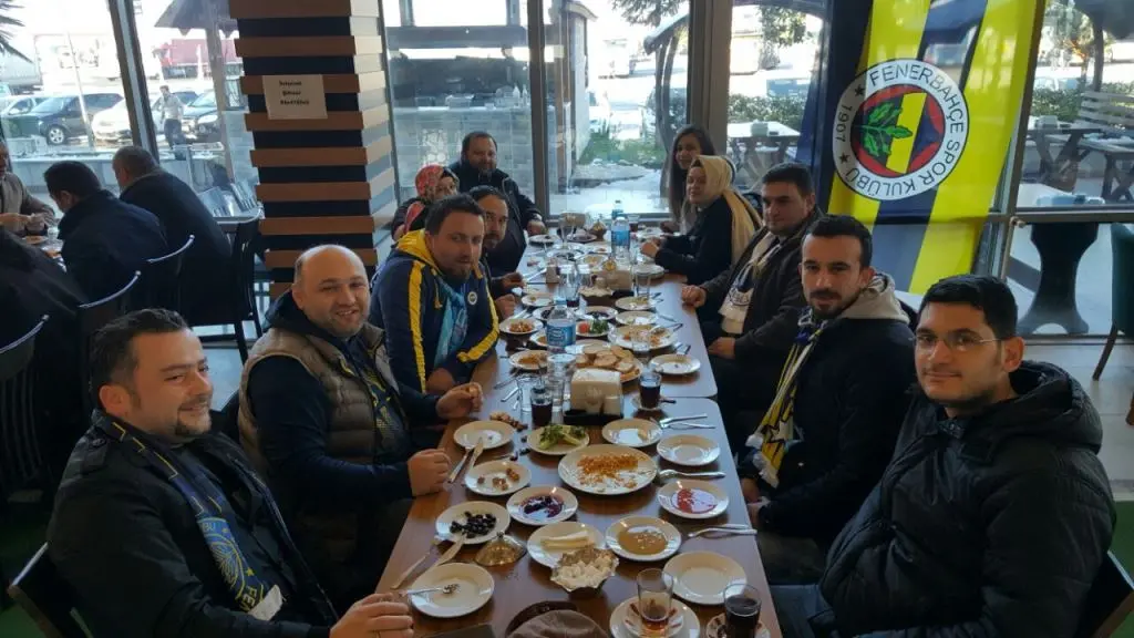 Haber: Hendek Fenerbahçeliler Platformu'ndan Kahvaltı Organizasyonu - Galeri-2