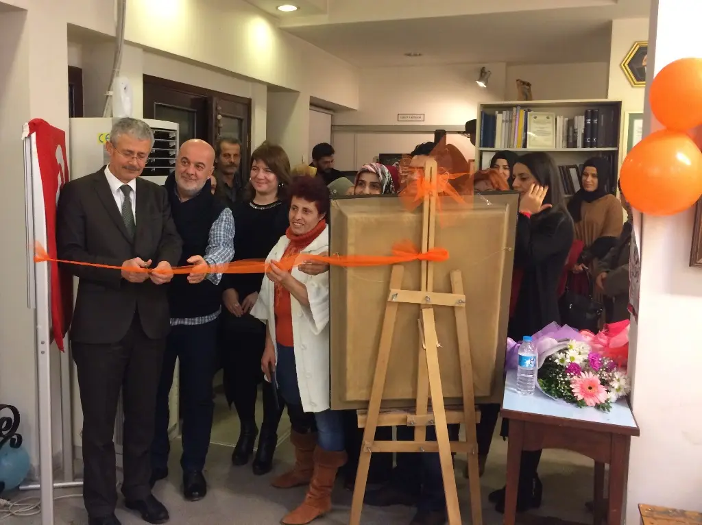 Haber: HENDEK'Lİ RESSAMLAR SAGÜSAD’DA SERGİ AÇTI - Galeri-2