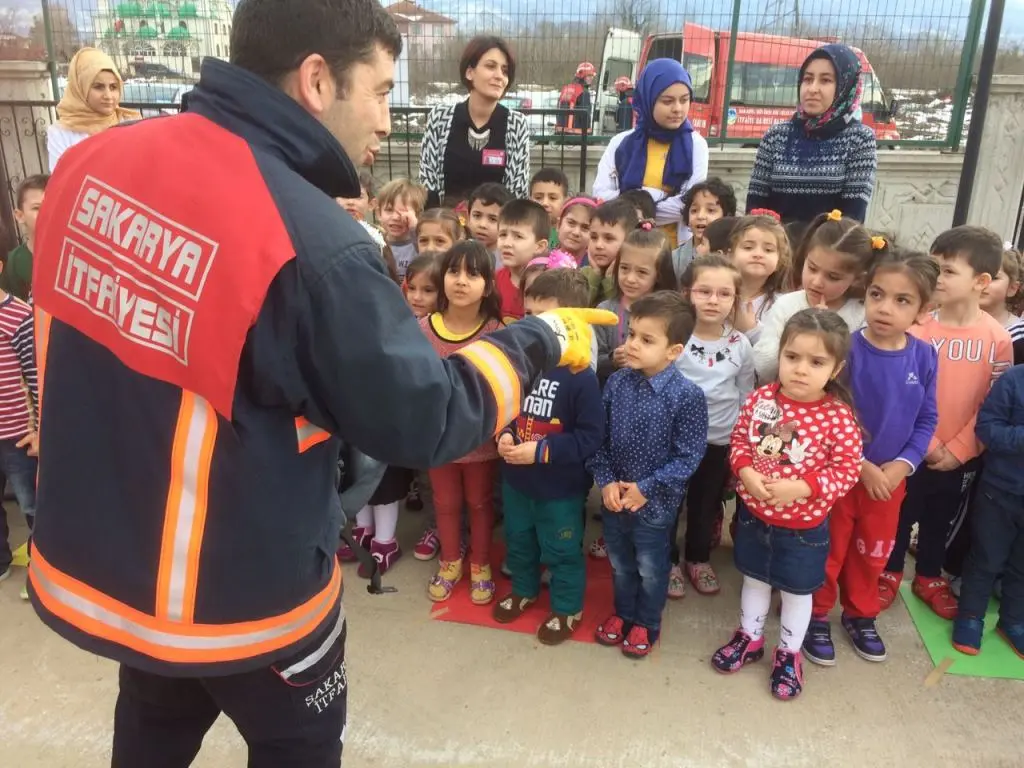Haber: Miniklerin Yangın Tatbikatı Gerçeği Aratmadı - Galeri-2