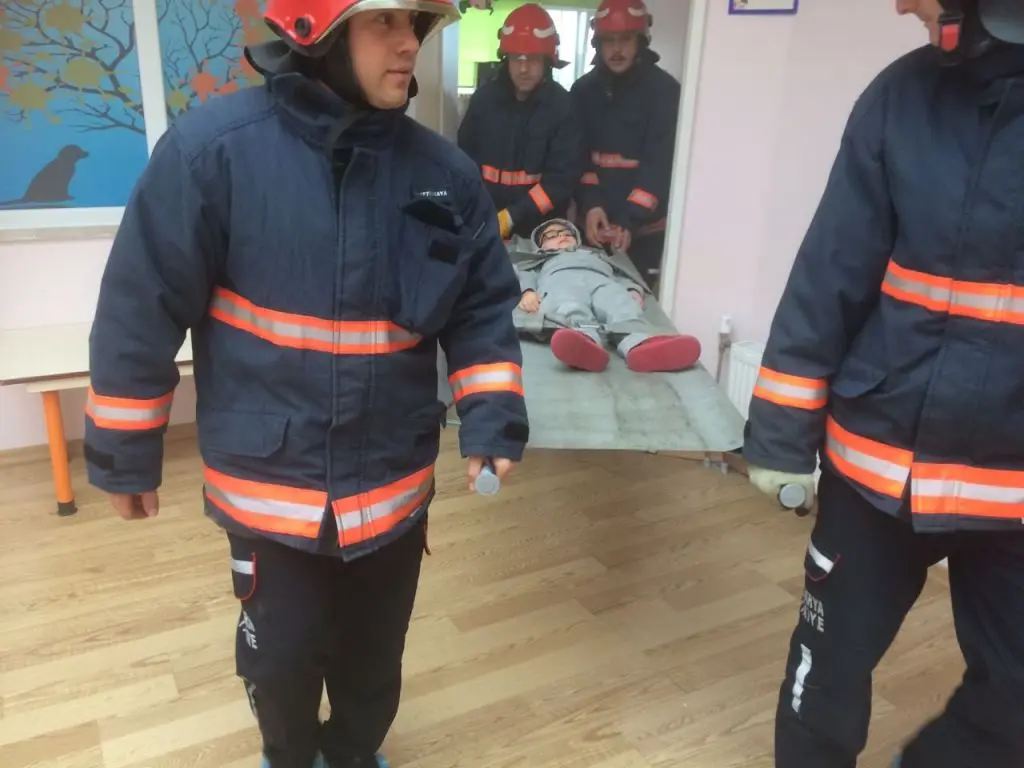 Haber: Miniklerin Yangın Tatbikatı Gerçeği Aratmadı - Galeri-4