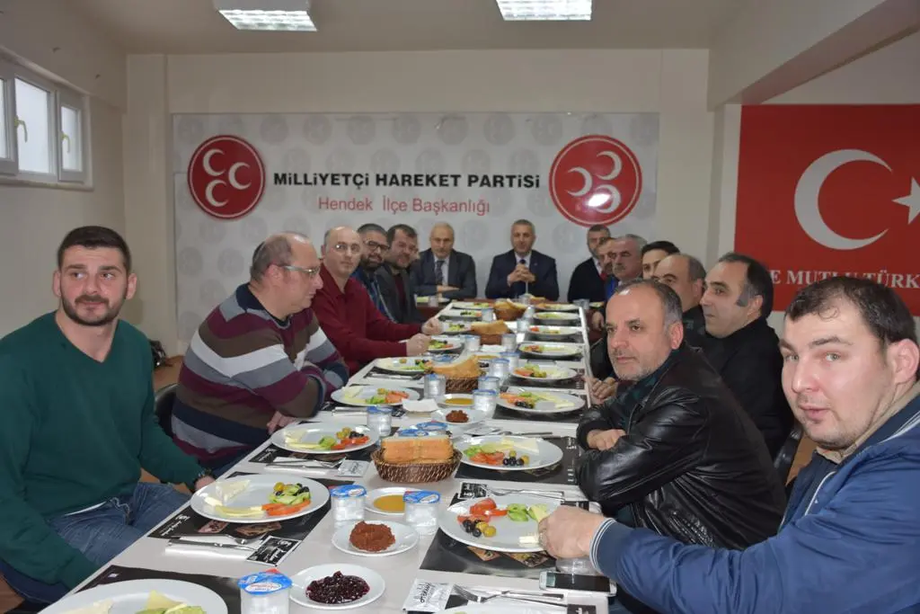 Haber: MHP İlçe Başkanı Babaoğlu Basın Mensuplarının Sorularını Yanıtladı - Galeri-2