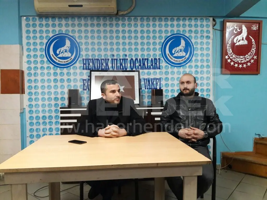 Haber: Ülkücüler Şehitler İçin Kuran Okuyarak Dua Etti - Galeri-2