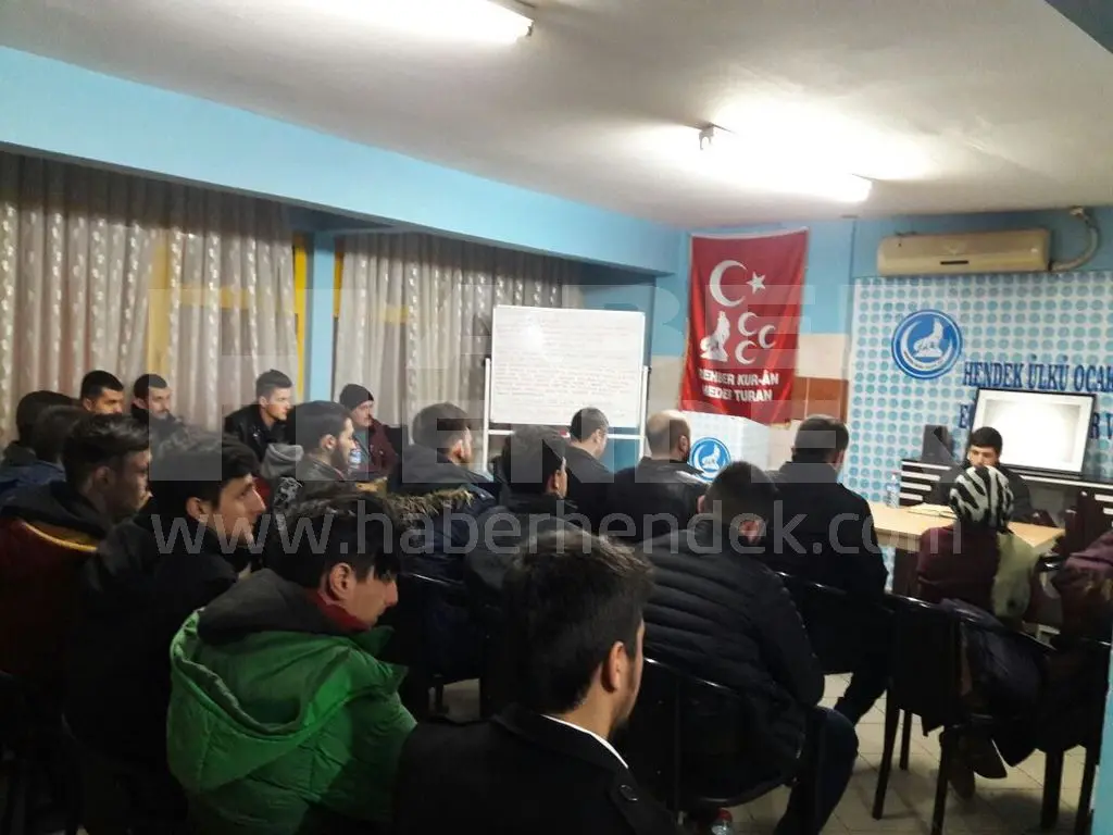 Haber: Ülkücüler Şehitler İçin Kuran Okuyarak Dua Etti - Galeri-3