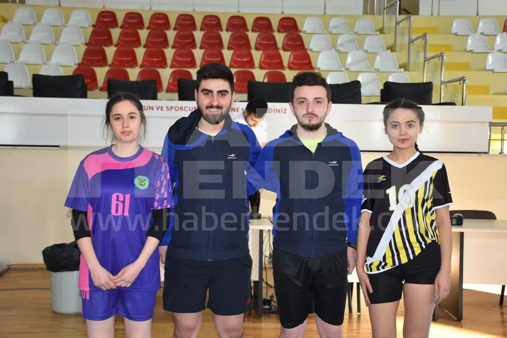 Haber: HENTBOL MÜSABAKALARI BAŞLADI - Galeri-2