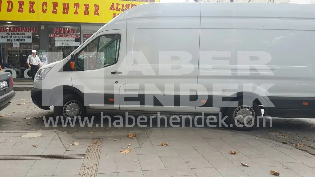 Haber: Vatandaş ve Öğrenciler Nereden Yürüyecek - Galeri-1