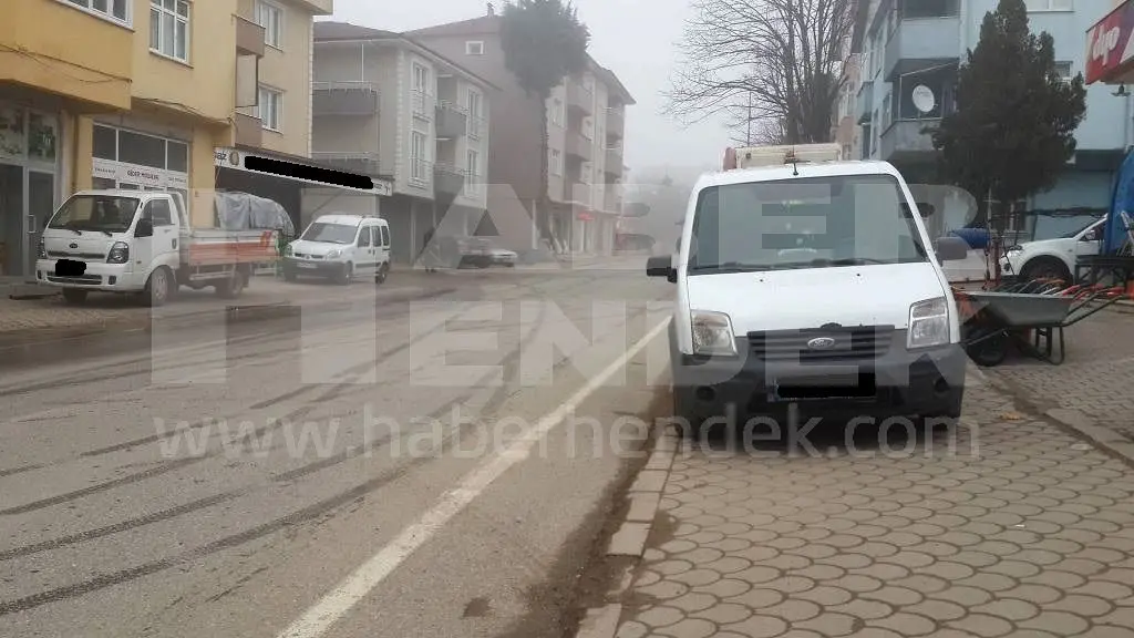 Haber: Vatandaş ve Öğrenciler Nereden Yürüyecek - Galeri-5