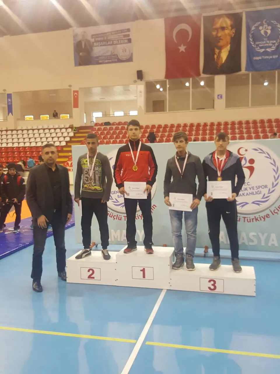 Haber: Hendekli Genç Güreşçiler Amasya’yı Salladı - Galeri-2