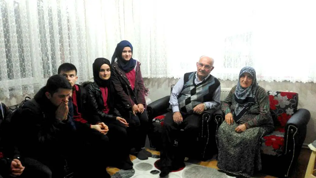Haber: Atikehanım Anadolu Lisesi Öğrencilerinden Anlamlı Ziyaret - Galeri-1