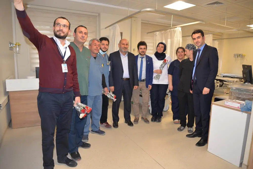Haber: Başkan Püsküllü, Doktorların Tıp Bayramını Kutladı - Galeri-2