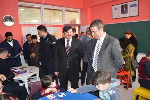 Haber: YENİYÜZYIL İLKOKULU ZEKÂ OYUNLARI SINIFI AÇILIŞI YAPILDI - Öne Çıkan