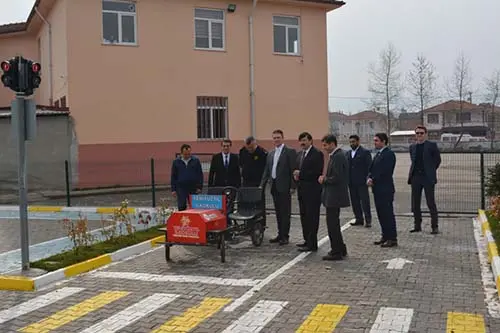 Haber: YENİYÜZYIL İLKOKULU ZEKÂ OYUNLARI SINIFI AÇILIŞI YAPILDI - Galeri-4
