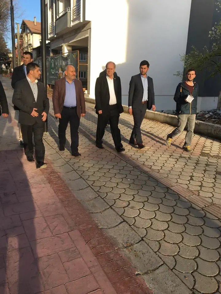 Haber: Milletvekili İsen Evet için Hendek Sokaklarında - Galeri-1