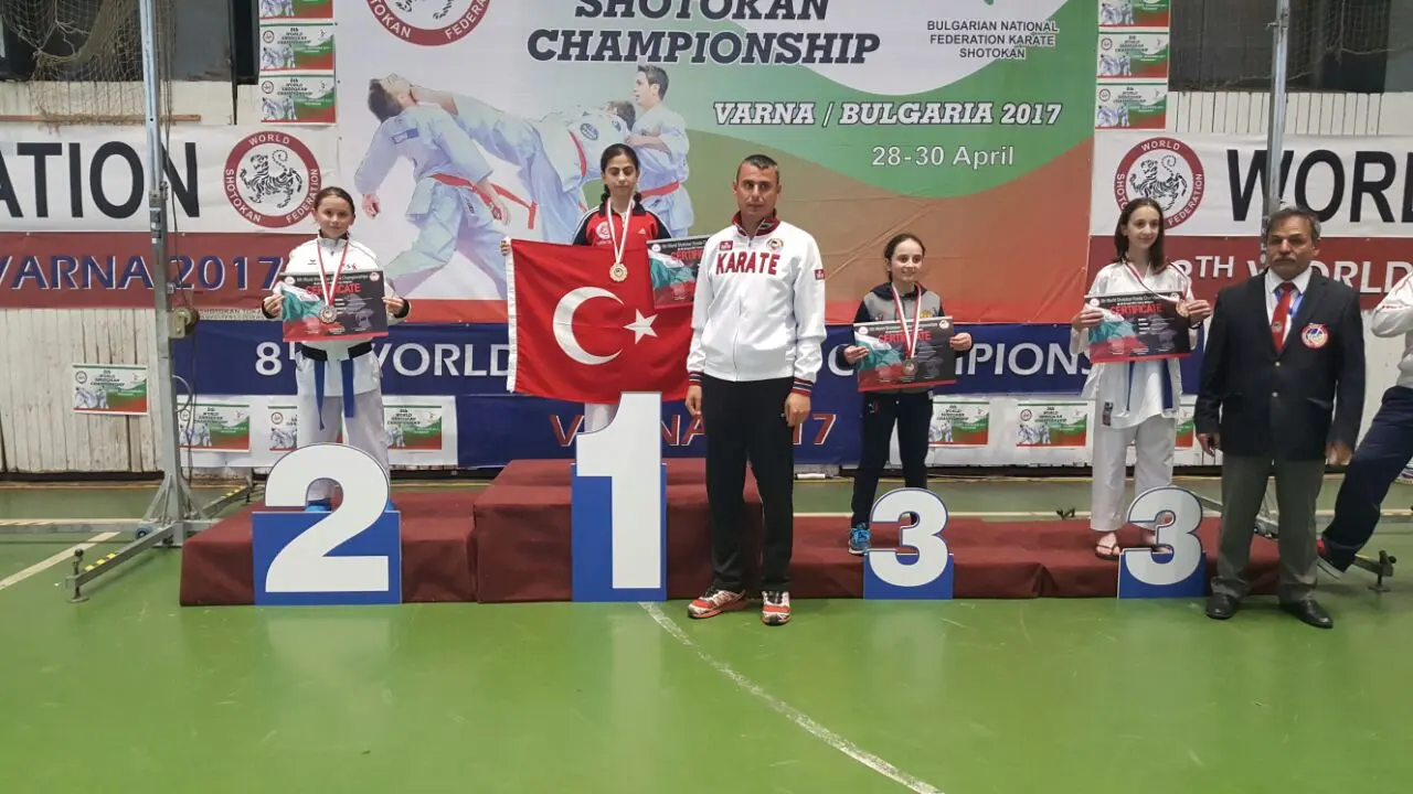 Haber: Hendek’li Karateciler Bulgaristan'ı Salladı - Galeri-6