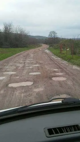 Haber: SİVRİTEPE MAHALLESİNDEN YOL İSYANI - Galeri-1