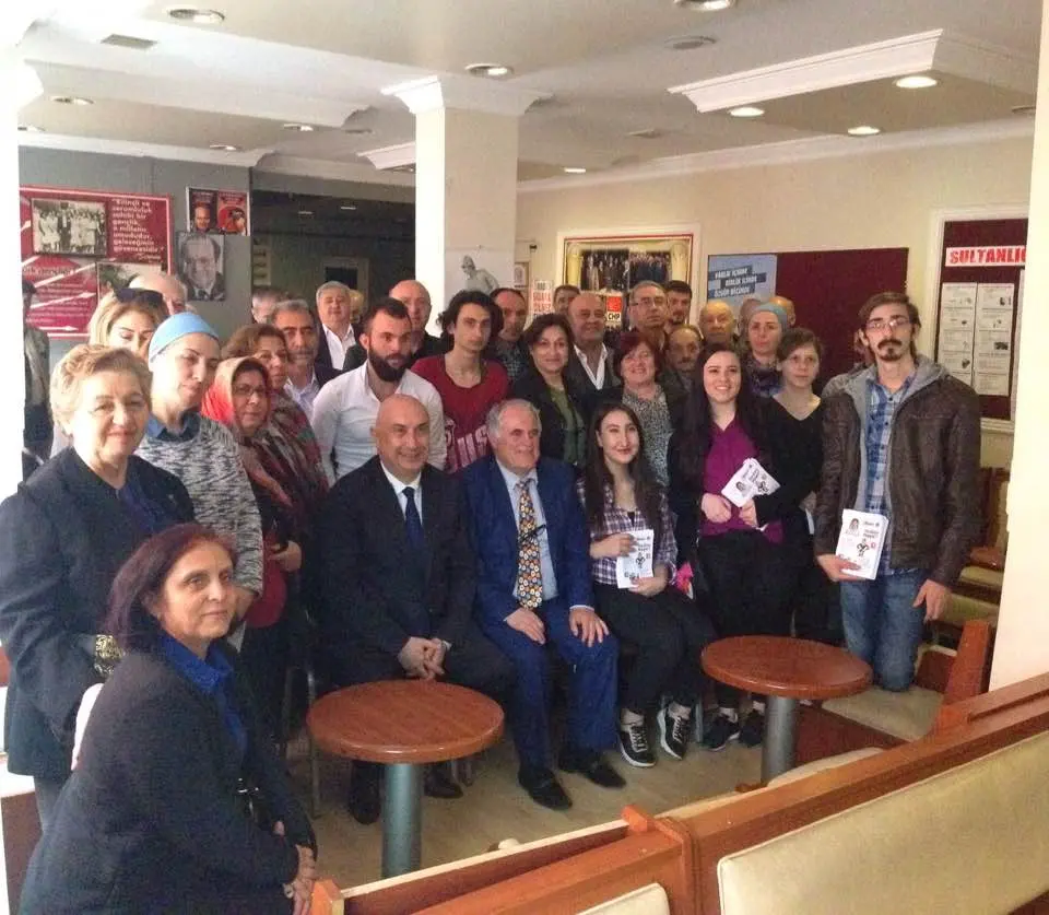 Haber: CHP Sakarya Milletvekili Engin ÖZKOÇ Hendek’te #HAYIR çalışmasında... - Öne Çıkan