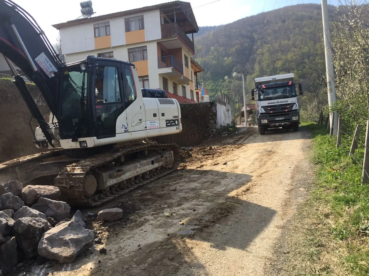 Haber: Dikmen Grup Yolundaki Tehlike Sona Eriyor - Öne Çıkan