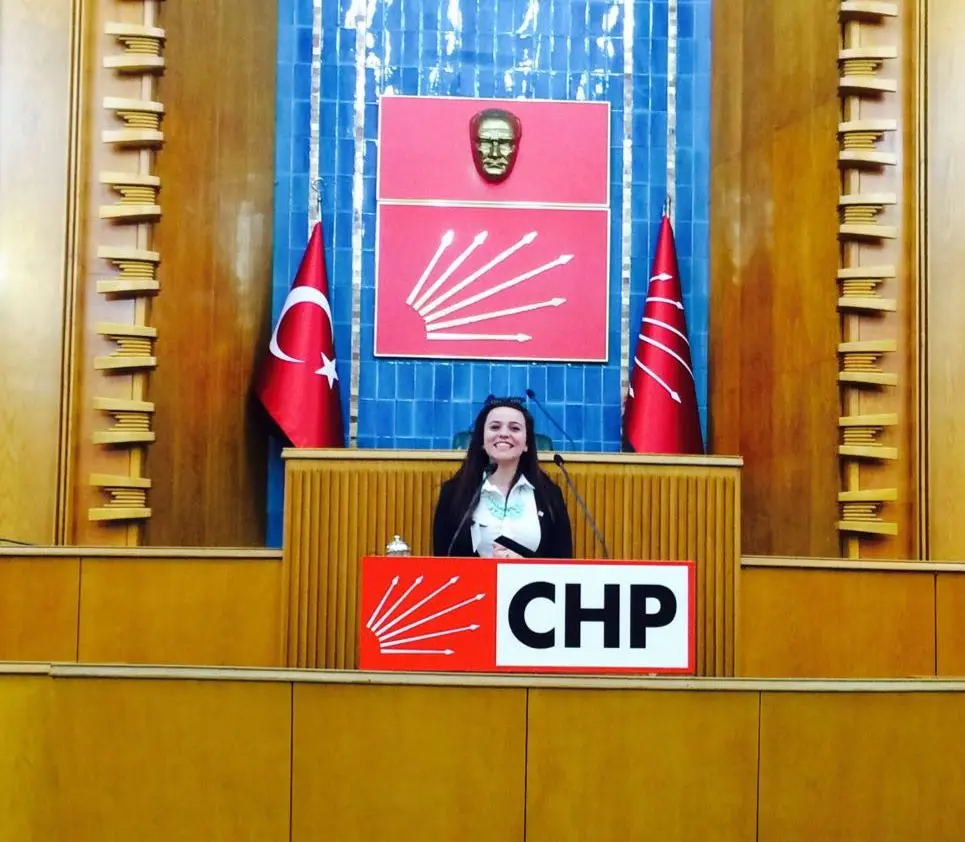 Haber: CHP Gençlik Kolları Başkanı Yener’den Çağrı - Öne Çıkan