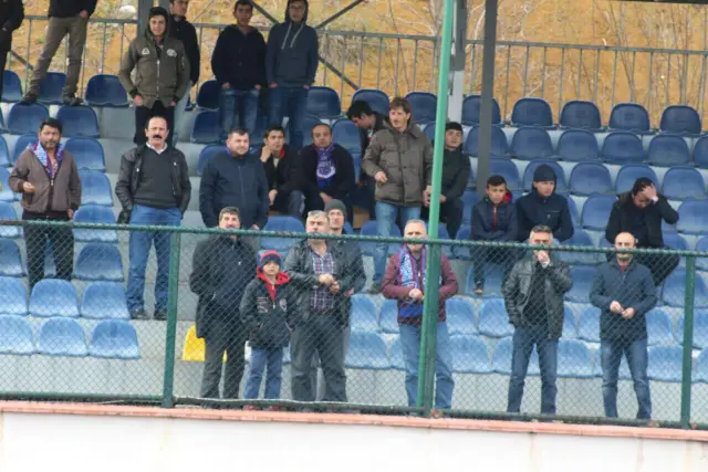 Rasimpaşaspor Galibiyetle Başladı