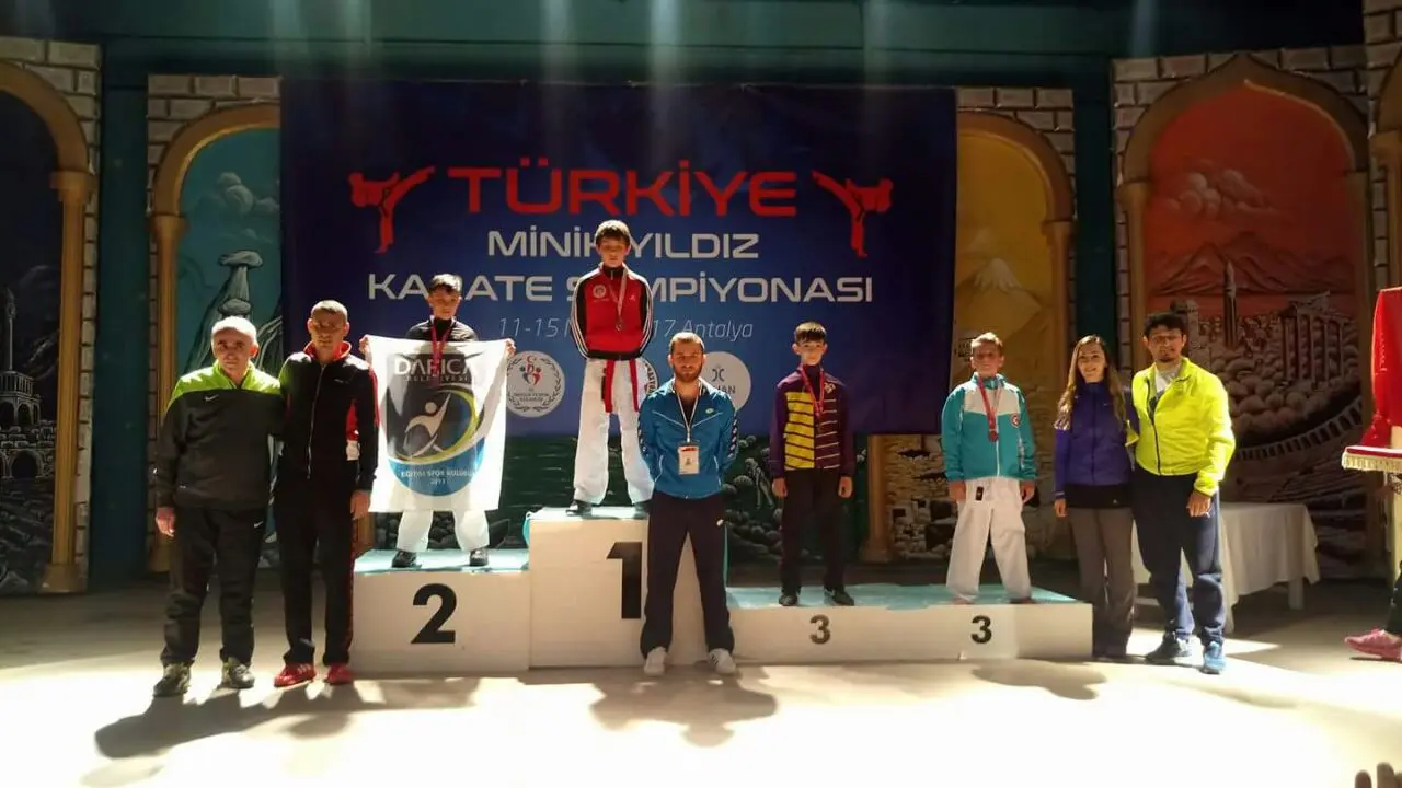 Haber: Temizel Şampiyon, Sudenaz Türkiye İkincisi Oldu - Öne Çıkan