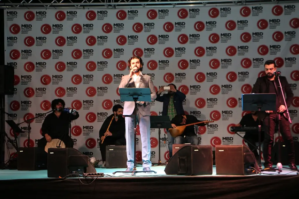 Haber: MİLLİ BİRLİK GECESİNE YOĞUN İLGİ - Öne Çıkan