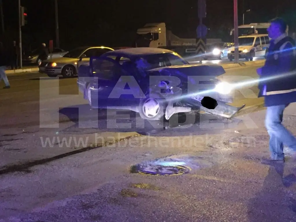 Haber: Hendek’te Kaza Dört Yaralı - Öne Çıkan