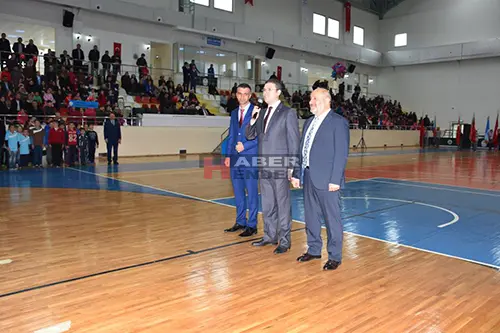 Haber: 23 NİSAN YENİ SALONDA KUTLANDI - Galeri-1