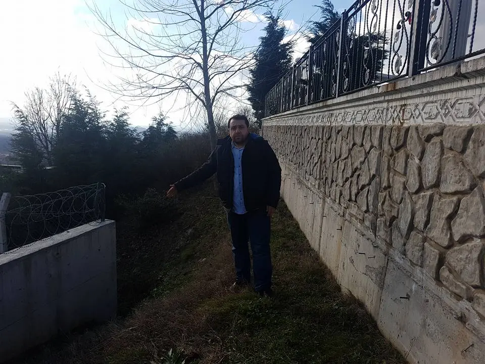 Haber: ŞEHİTLİK YIKILMASIN - Galeri-1